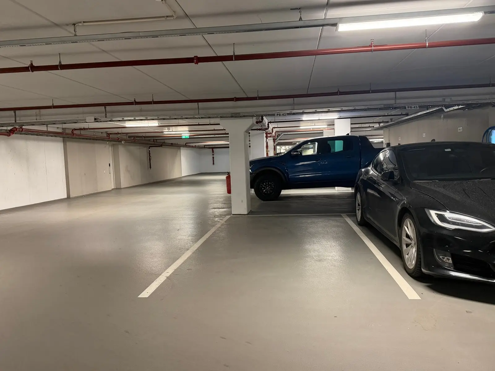 Attraktiv garasjeplass i et lukket og oppvarmet garasjeanlegg på Storo/Grefsen stasjon.